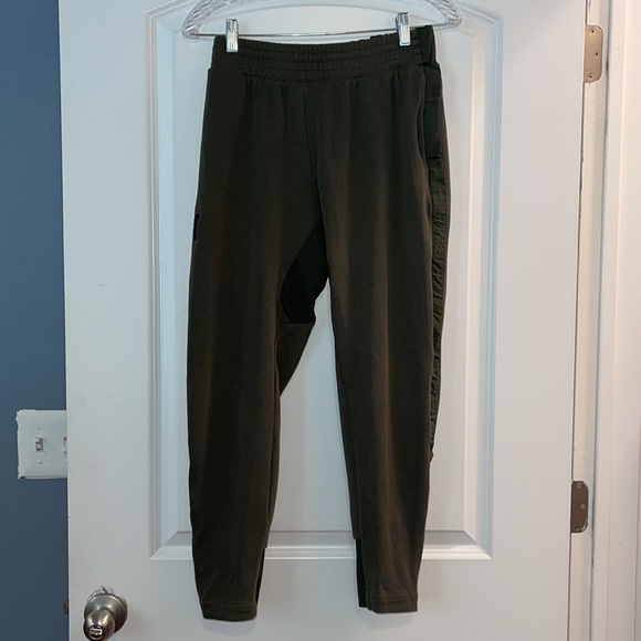 Adidas Medium olive green detailed joggers - Picture 3 of 7